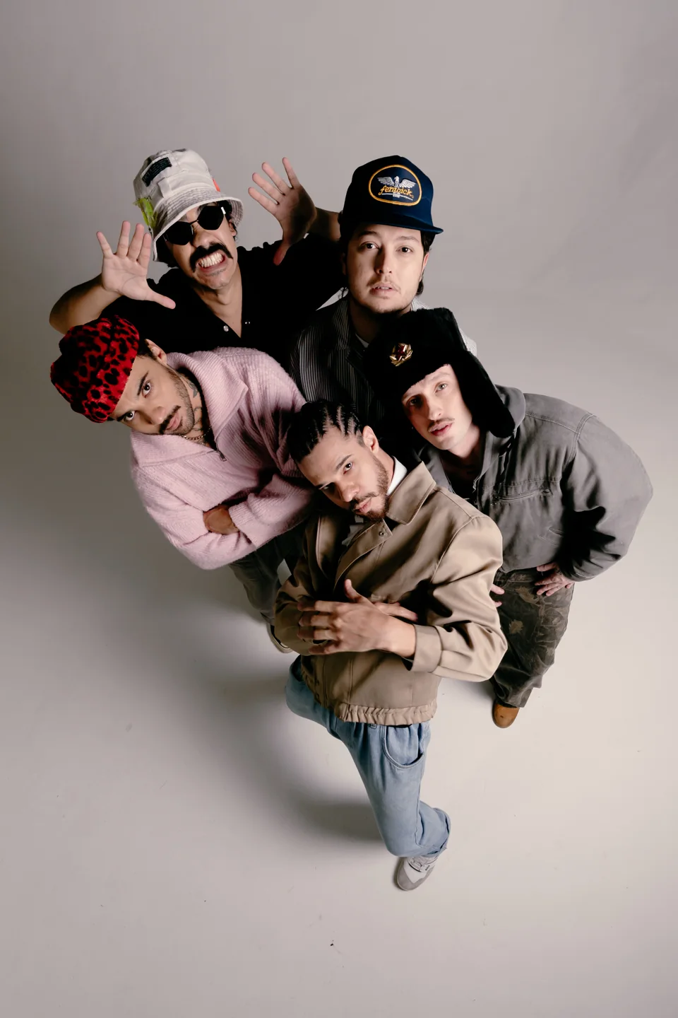 A banda SAMO fotografada de cima